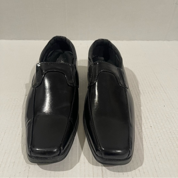 Men’s Royal Shoes Black Faux Leather Slip On Oxford Dress Shoes Size 8 US! - Picture 3 of 12